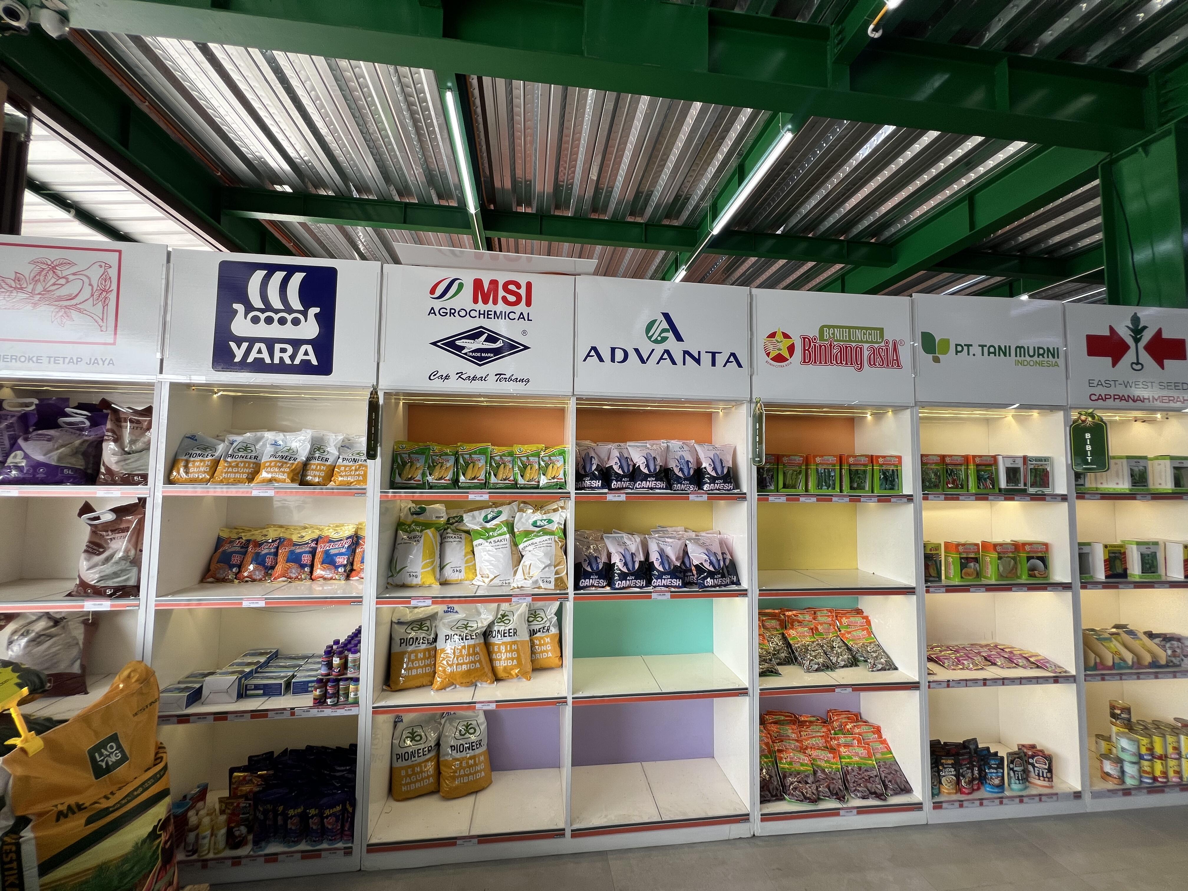 Display produk Martani